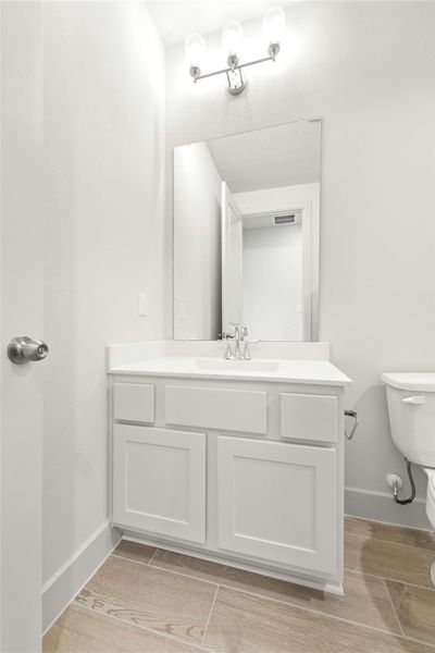 Representative image. Features, selections and colors may vary.