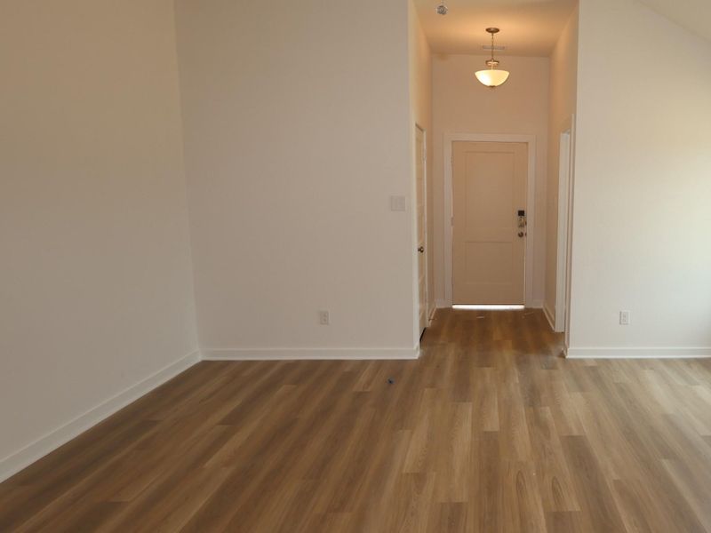 Image 19 of a home in Indian Springs. Image 19 of a home in Indian Springs.