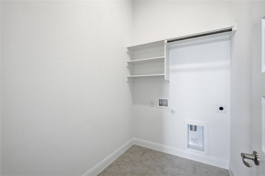 Spacious, unfurnished interior of a new home in Preserve at Lakeside Meadows, Pflugerville (Image 26).