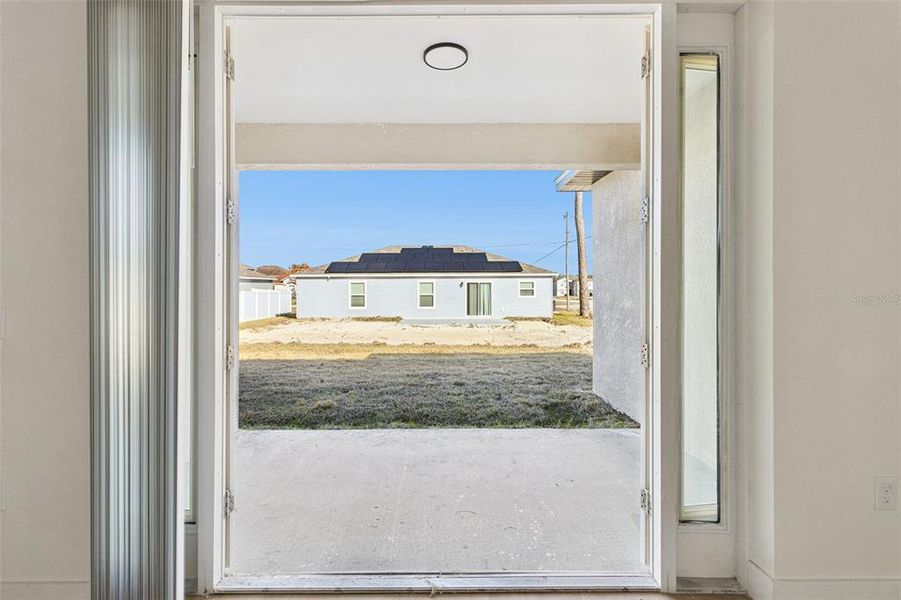 Exterior details and patio area of a home in , Kissimmee (Image 18).