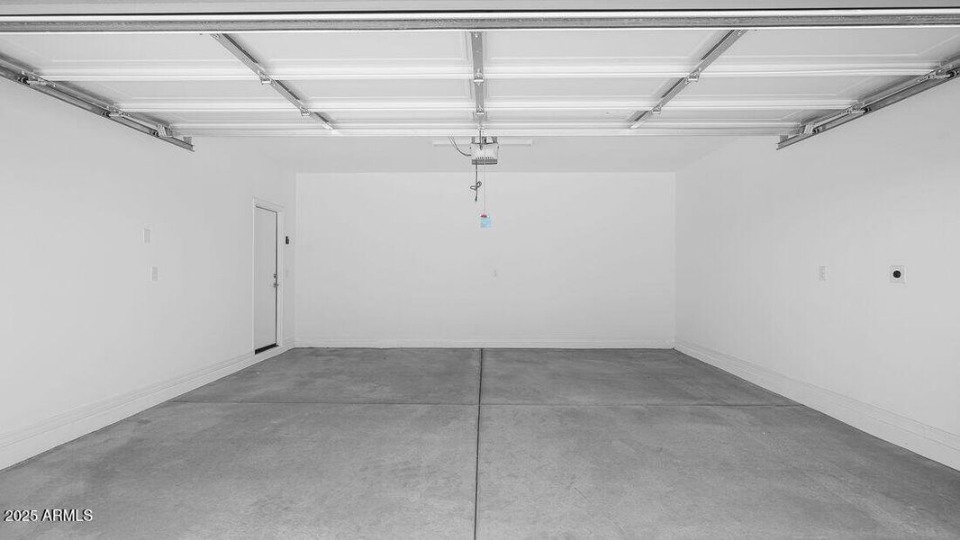 14631 W SAND HILLS Road-Ready Now! 14631 W SAND HILLS Road-Ready Now!