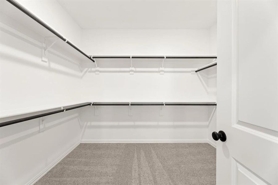 Spacious, unfurnished interior of a new home in Gateway Parks, Forney (Image 23).