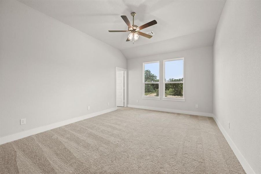 Spacious, unfurnished interior of a new home in Saddleback Estates, Boyd (Image 25).