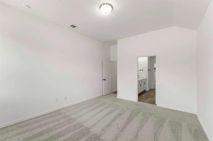 Spacious, unfurnished interior of a new home in Brookshire at Legacy Hills, Celina (Image 25). Spacious, unfurnished interior of a new home in Brookshire at Legacy Hills, Celina (Image 25).