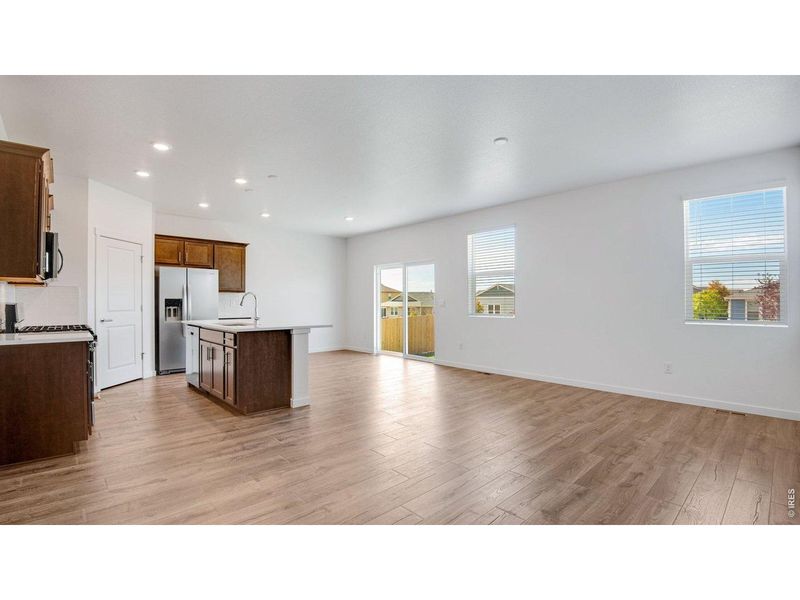 Spacious, unfurnished interior of a new home in Tailholt, Severance (Image 19).