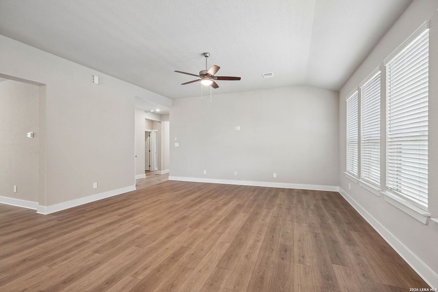 Spacious, unfurnished interior of a new home in Legendary Trails - Premier Series, Cibolo (Image 25). Spacious, unfurnished interior of a new home in Legendary Trails - Premier Series, Cibolo (Image 25).
