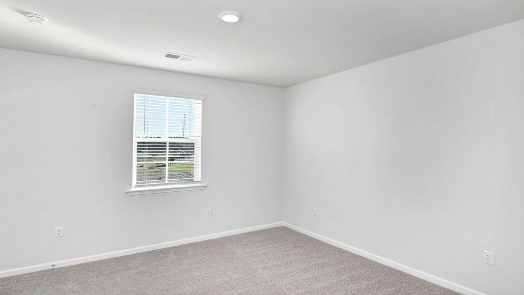 Representative unfurnished interior of a home built from the CAMERON by D.R. Horton in Mulberry Landing, Orangeburg (Image 17).