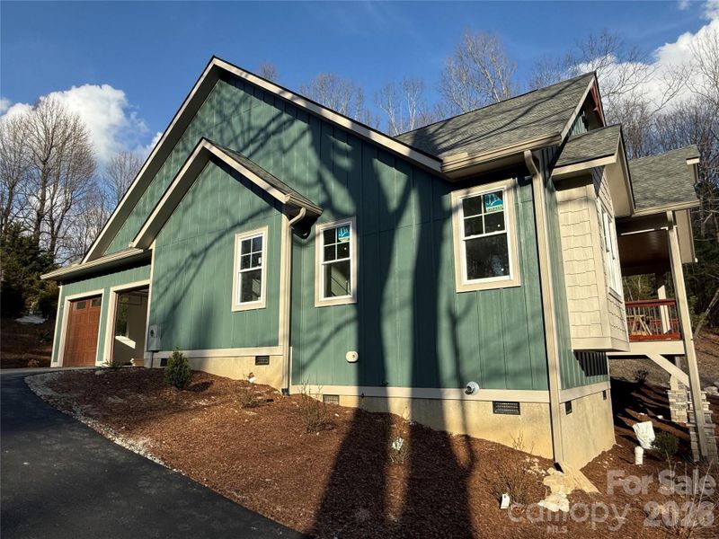 Image 42 of a home in .