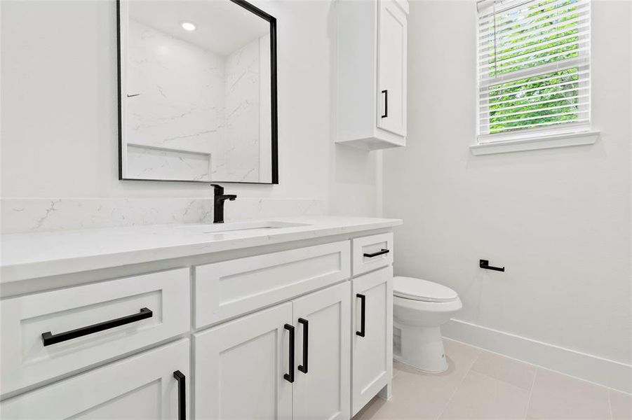 Furnished interior view inside a new home in , West Tawakoni (Image 6).