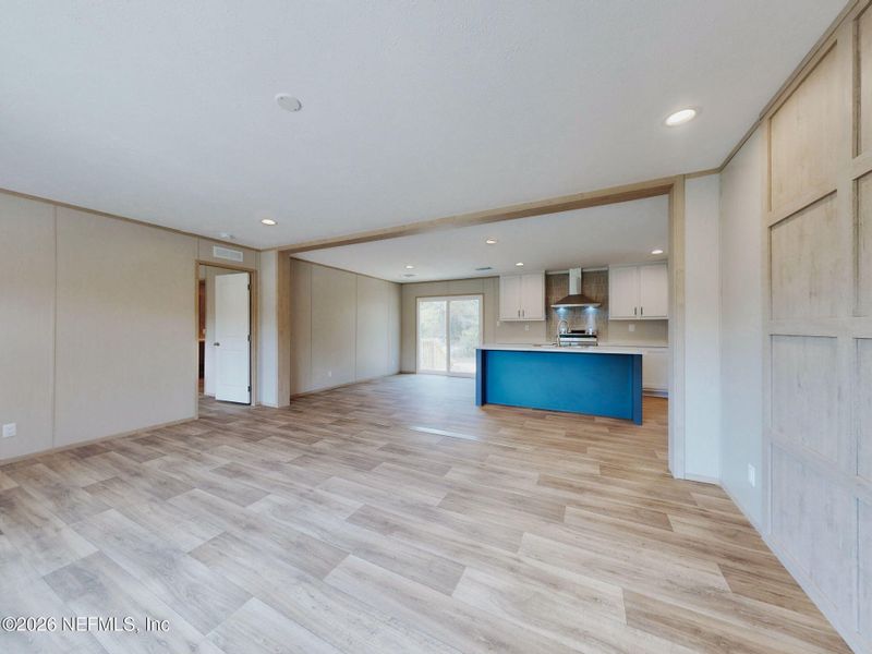 Spacious, unfurnished interior of a new home in , Keystone Heights (Image 31).