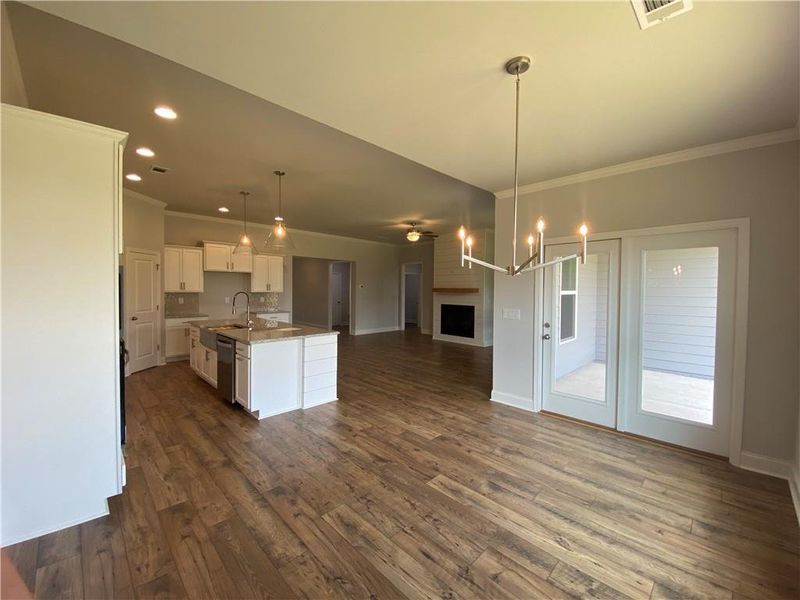 Spacious, unfurnished interior of a new home in , Jefferson (Image 21).