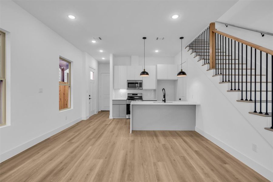 Furnished interior view inside a new home in , Houston (Image 5). Furnished interior view inside a new home in , Houston (Image 5).