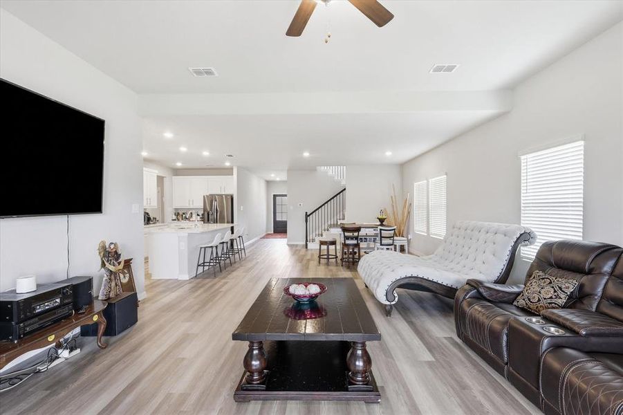 Furnished interior view inside a new home in Stonehaven, Seagoville (Image 30).