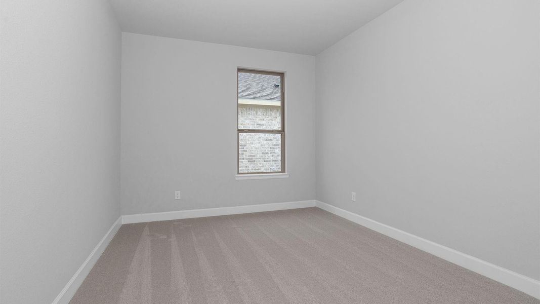 Spacious, unfurnished interior of a new home in Elyson, Katy (Image 7).