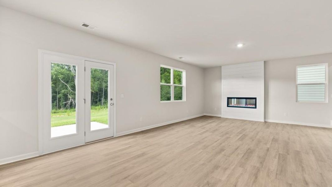 Spacious, unfurnished interior of a new home in , South Fulton (Image 17).