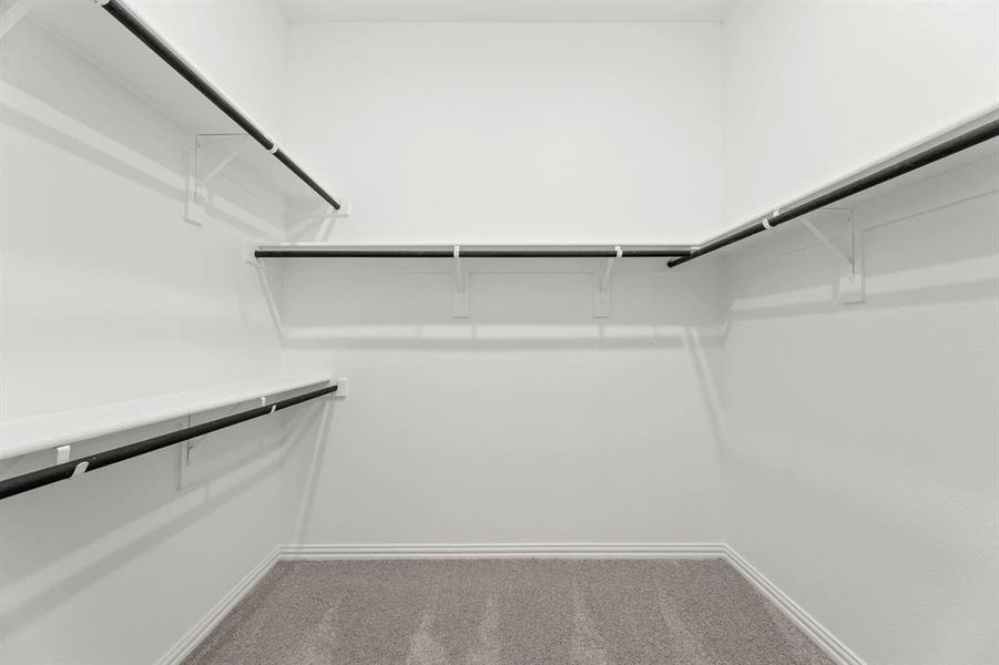 Spacious, unfurnished interior of a new home in Devonshire 40s, Forney (Image 25).