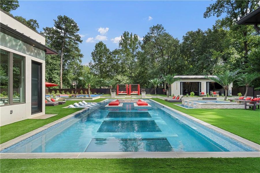 Exterior details and patio area of a home in , Atlanta (Image 18).