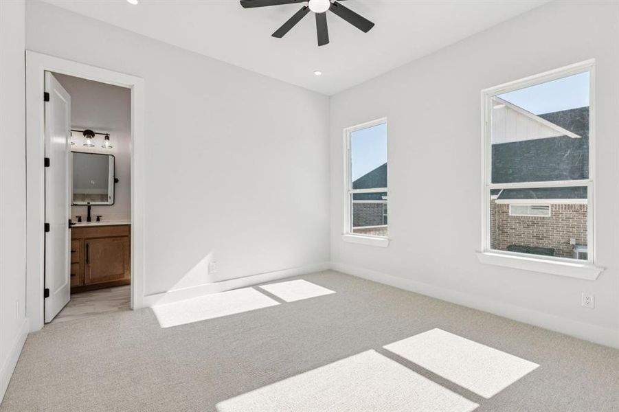 Spacious, unfurnished interior of a new home in , Weatherford (Image 18). Spacious, unfurnished interior of a new home in , Weatherford (Image 18).