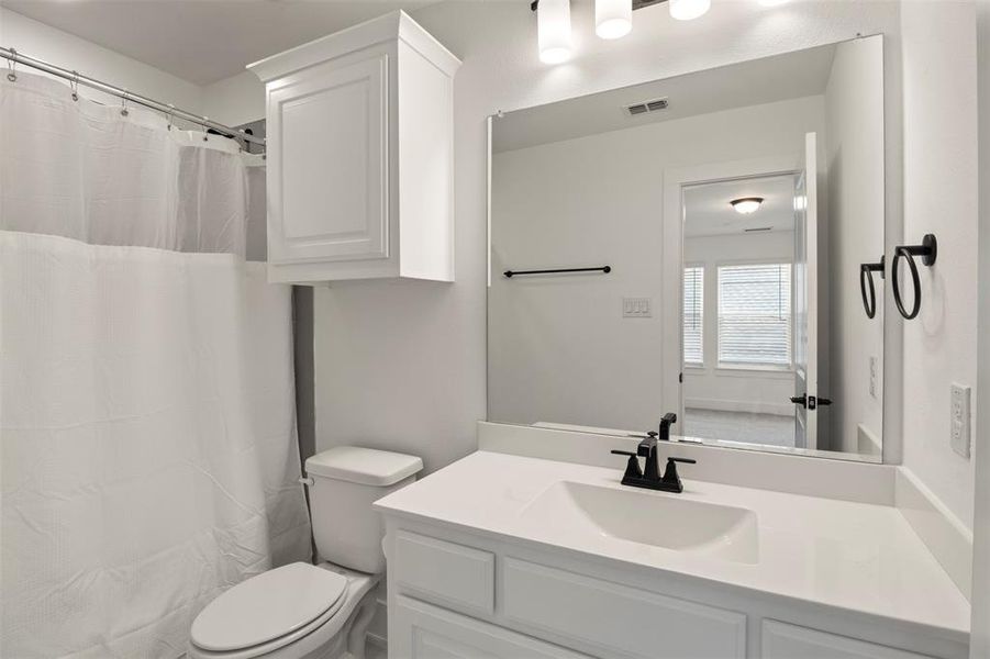 Furnished interior view inside a new home in , Mesquite (Image 13).