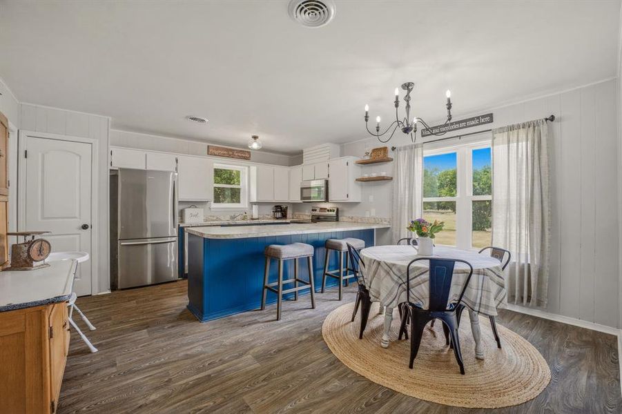 Furnished interior view inside a new home in , Mingus (Image 6).