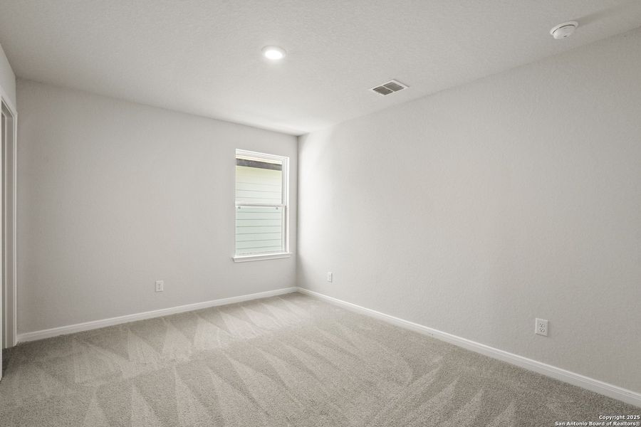 Spacious, unfurnished interior of a new home in Abbott Place, St. Hedwig (Image 11). Spacious, unfurnished interior of a new home in Abbott Place, St. Hedwig (Image 11).