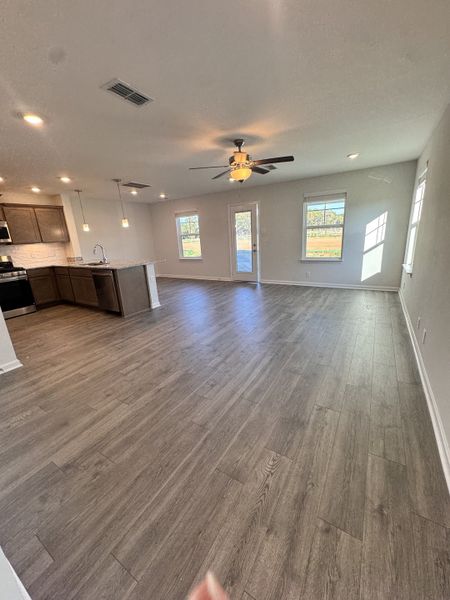 Spacious, unfurnished interior of a new home in Salem Landing, Rockvale (Image 7).