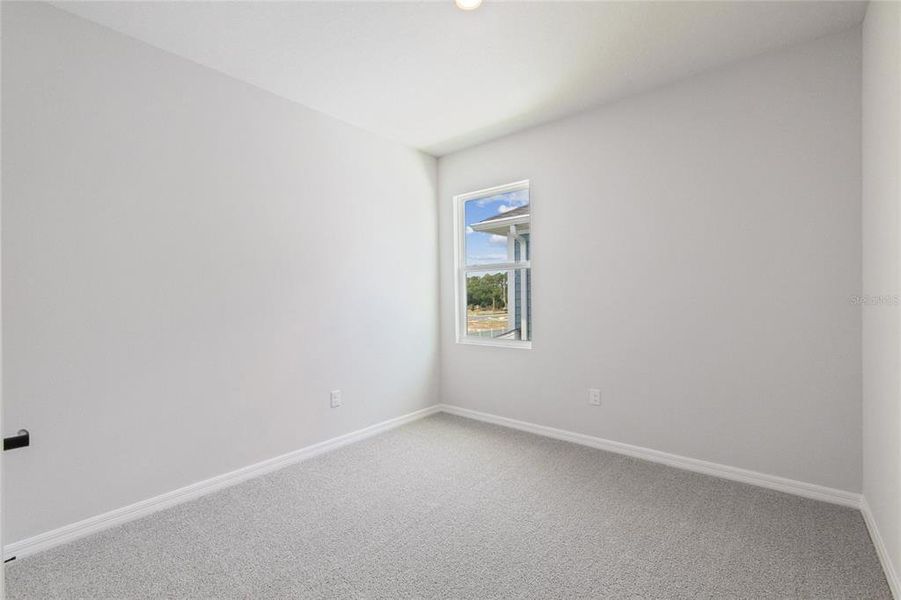 Spacious, unfurnished interior of a new home in Eastlyn, Bradenton (Image 16).