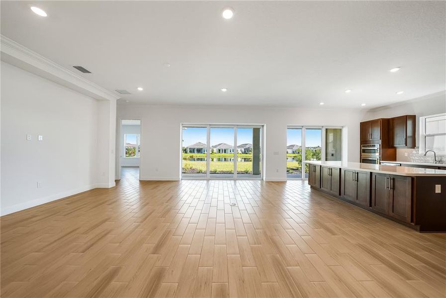 Spacious, unfurnished interior of a new home in Esplanade at Skye Ranch, Sarasota (Image 38).