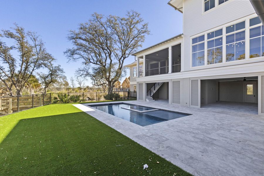Exterior details and patio area of a home in , Charleston (Image 30).