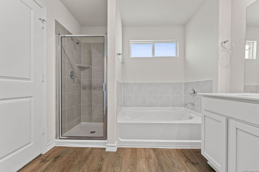 Furnished interior view inside a new home in Steele Creek, Cibolo (Image 4).