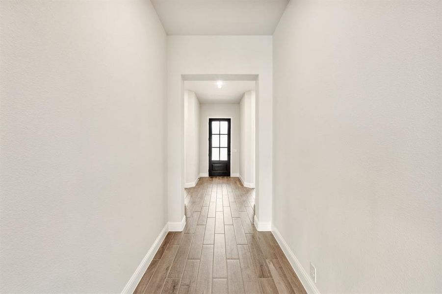 Spacious, unfurnished interior of a new home in Villages of Walnut Grove, Midlothian (Image 12). Spacious, unfurnished interior of a new home in Villages of Walnut Grove, Midlothian (Image 12).