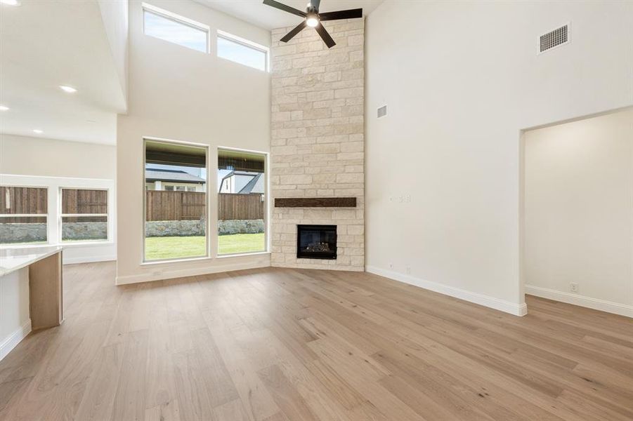 Spacious, unfurnished interior of a new home in Windsong Ranch Classic 61, Prosper (Image 33). Spacious, unfurnished interior of a new home in Windsong Ranch Classic 61, Prosper (Image 33).