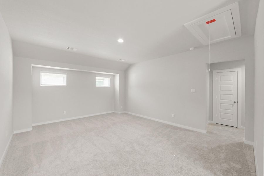 Spacious, unfurnished interior of a new home in Cypresswood Landing, Humble (Image 35).