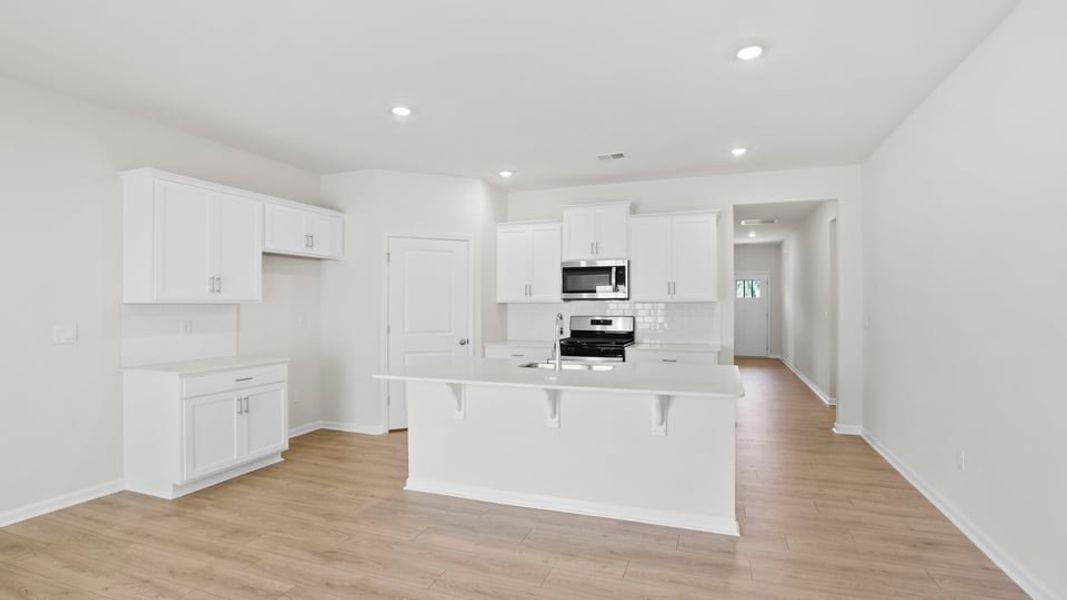 Furnished interior view inside a new home in Hunters Ridge, Woodruff (Image 8).