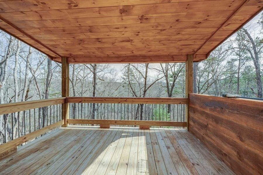 Exterior details and patio area of a home in , Mineral Bluff (Image 4).