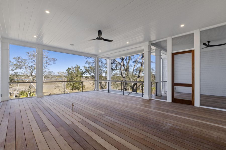Spacious, unfurnished interior of a new home in , Charleston (Image 26).