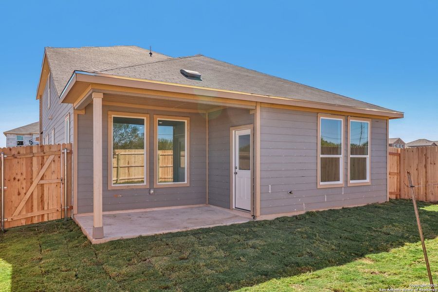Exterior details and patio area of a home in Summerlin: Eventide Collection, San Antonio (Image 31).