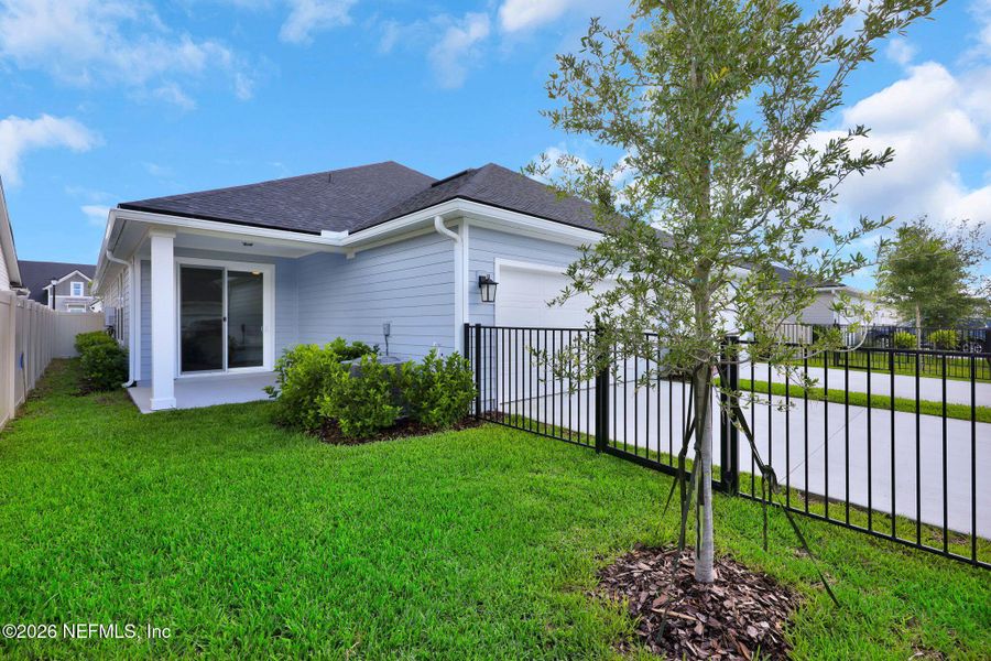 Exterior details and patio area of a home in , Ponte Vedra (Image 38). Exterior details and patio area of a home in , Ponte Vedra (Image 38).