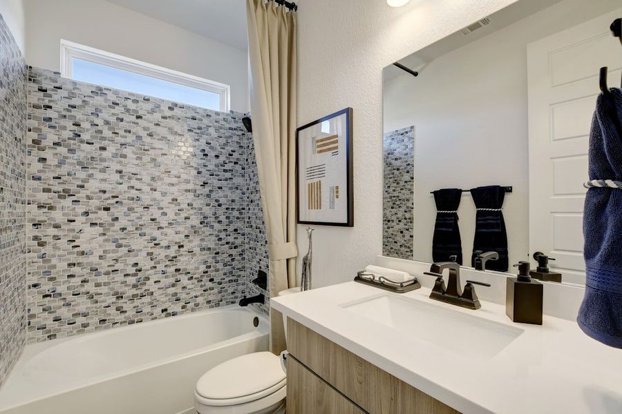 Furnished interior view inside a new home in Anthem, Kyle (Image 19).