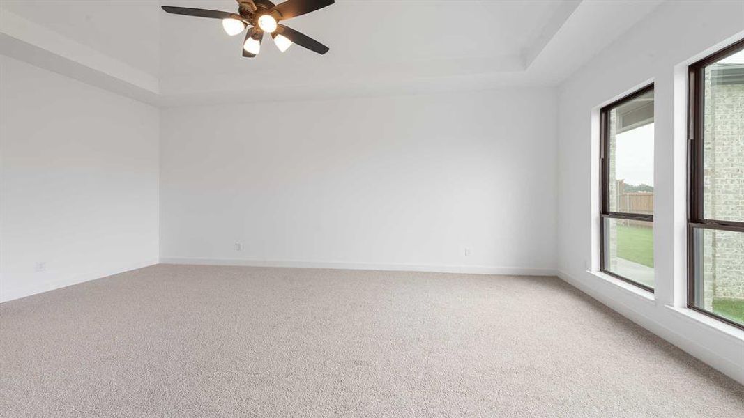 Spacious, unfurnished interior of a new home in Terraces 72', Rockwall (Image 16).