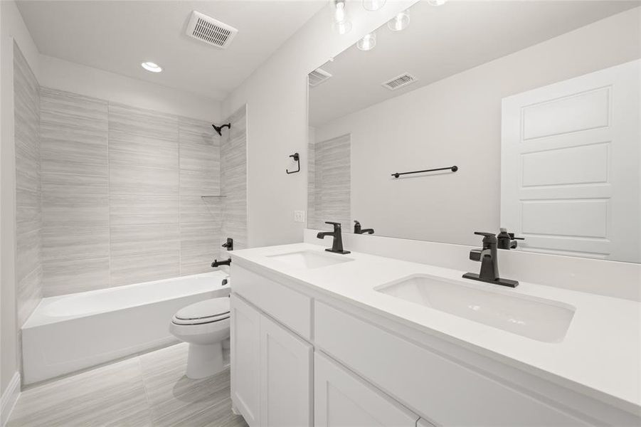 802 Whaley- Bathroom-2