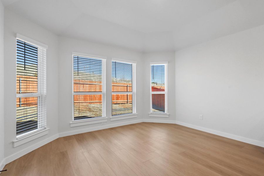 Representative unfurnished interior of a home built from the Iverson I by Cheldan Homes in Pitcock Addition, Graham (Image 51).