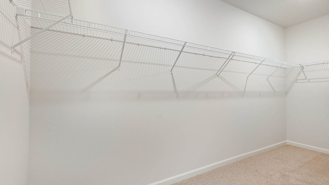 Spacious, unfurnished interior of a new home in Cypress Bay West, Palm Bay (Image 18).