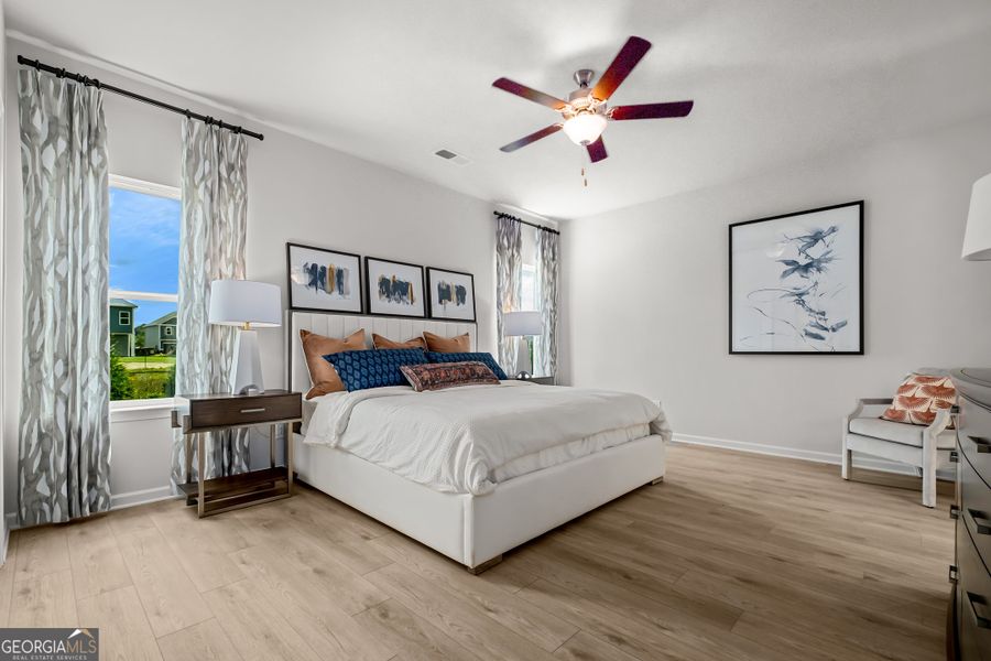 Furnished interior view inside a new home in Cobblestone Crossing Commons, Warner Robins (Image 25).