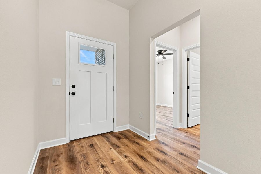 2828 blackbird ct-9