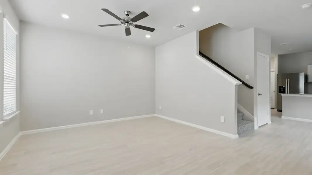 Spacious, unfurnished interior of a new home in Orchard Village, Fort Worth (Image 19).