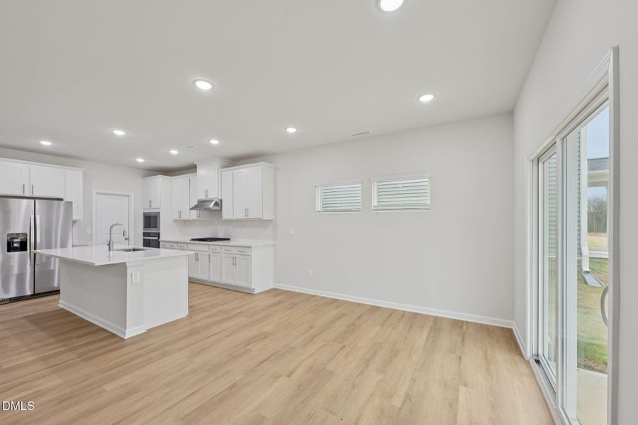 13-web-or-mls-Raleigh - Oak Manor - 500