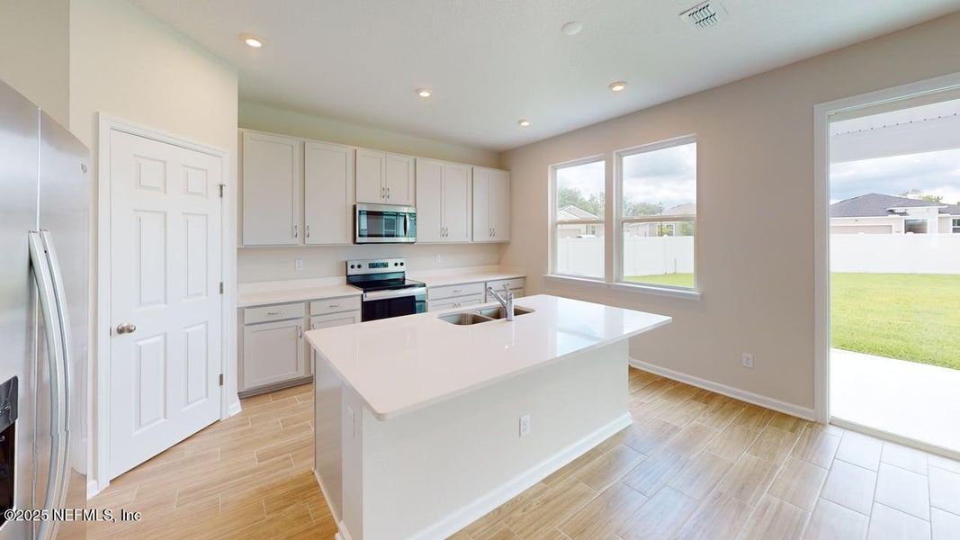 Furnished interior view inside a new home in Sandridge Hills, Green Cove Springs (Image 9). Furnished interior view inside a new home in Sandridge Hills, Green Cove Springs (Image 9).