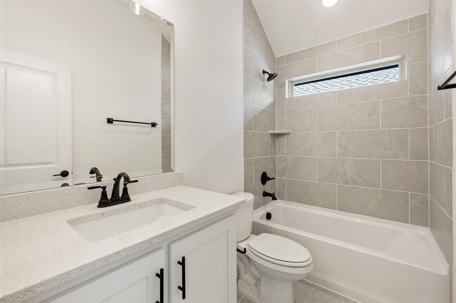 Furnished interior view inside a new home in Willow Wood Classic 50, McKinney (Image 8). Furnished interior view inside a new home in Willow Wood Classic 50, McKinney (Image 8).