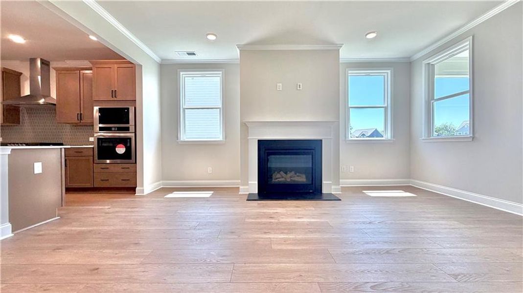 Spacious, unfurnished interior of a new home in Wehunt Meadows, Hoschton (Image 16).